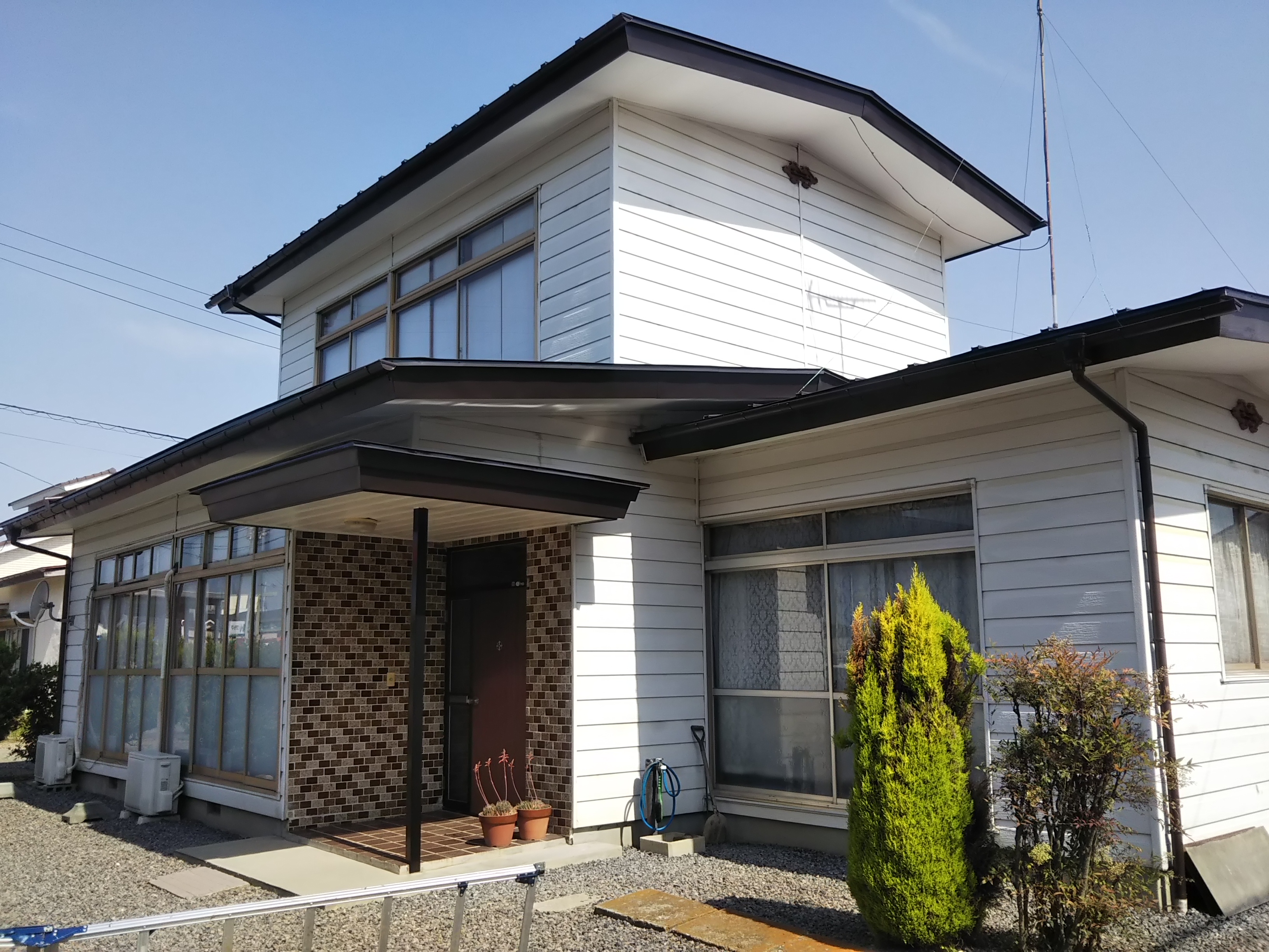 郡山市　屋根重ね葺き　外壁塗装　付帯部塗装