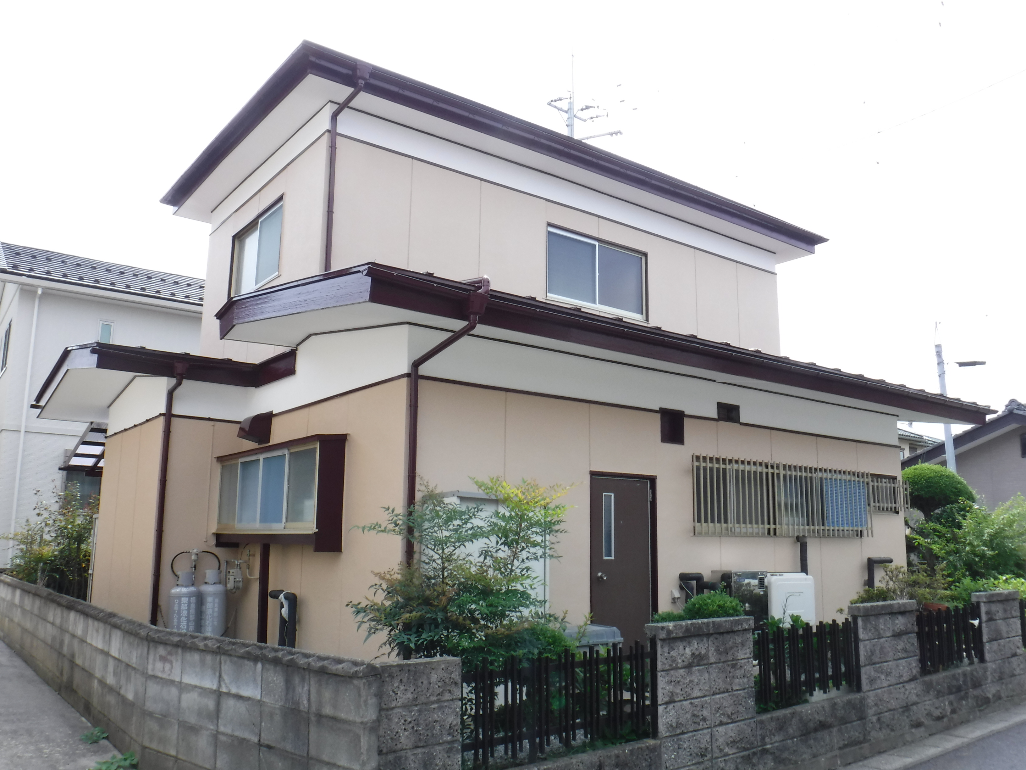 郡山市　屋根塗装　外壁塗装　付帯部塗装