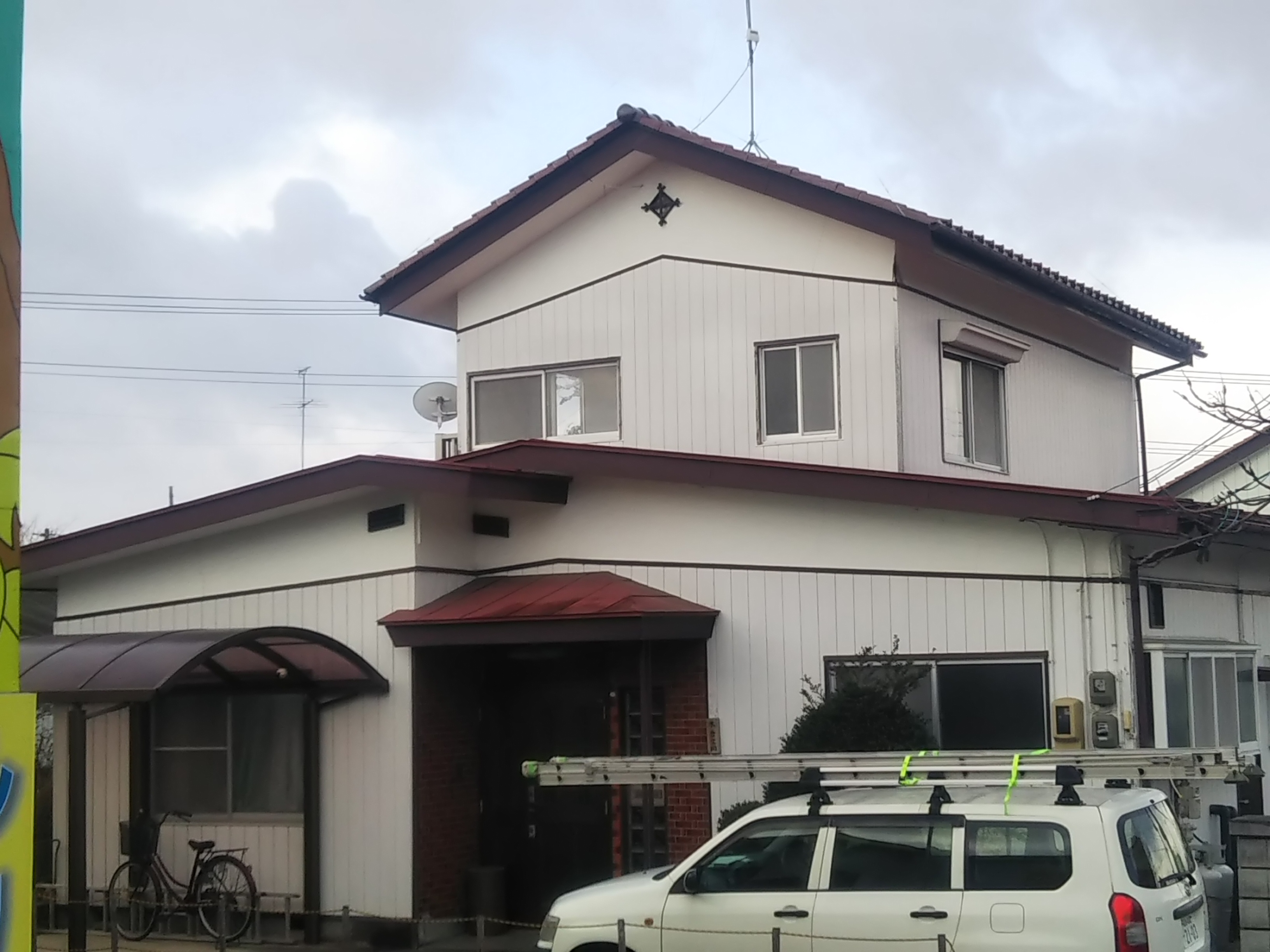 郡山市　屋根塗装　外壁塗装　付帯部塗装