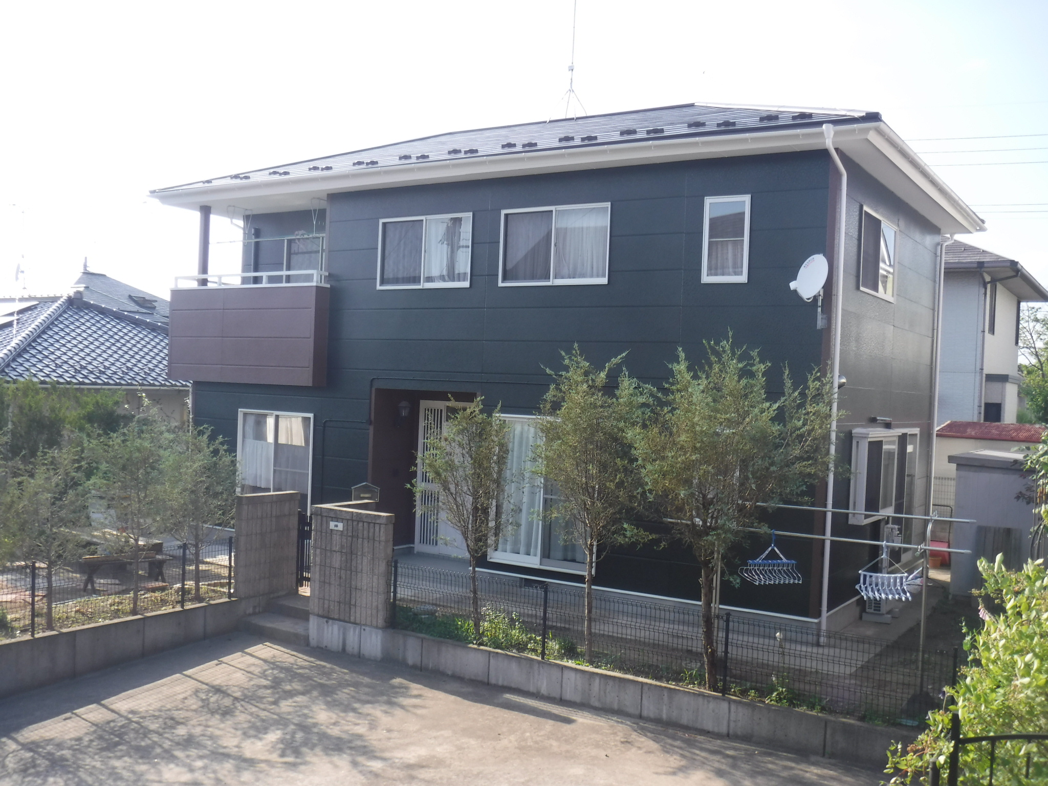 郡山市　屋根カバー　屋根重ね葺き　外壁塗装　付帯部塗装