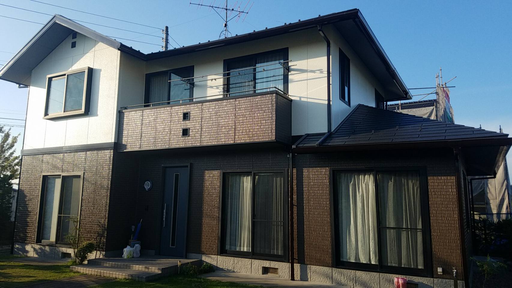 郡山市　屋根塗装　外壁塗装　付帯部塗装