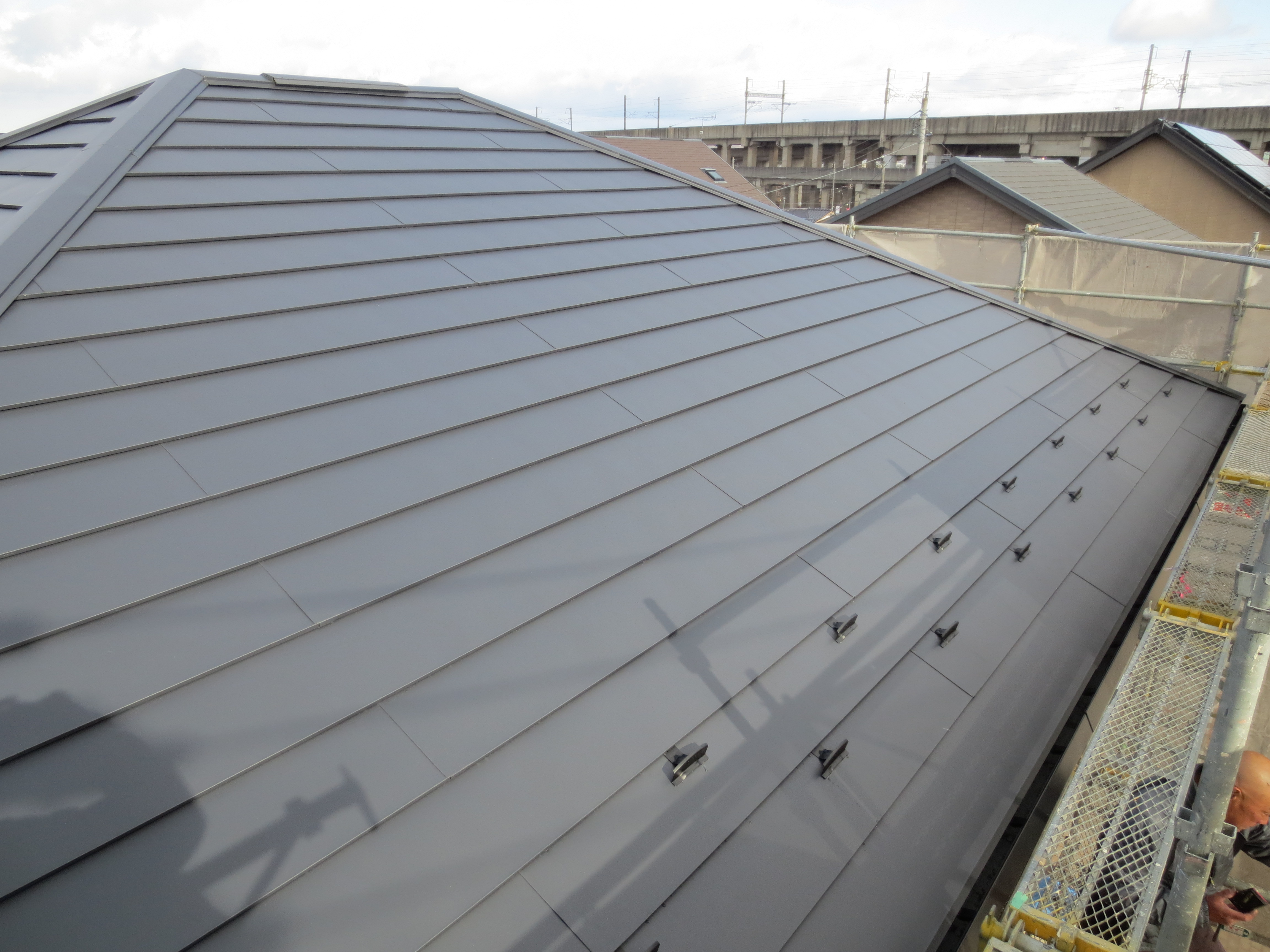 郡山市　屋根重ね葺き　付帯部施工