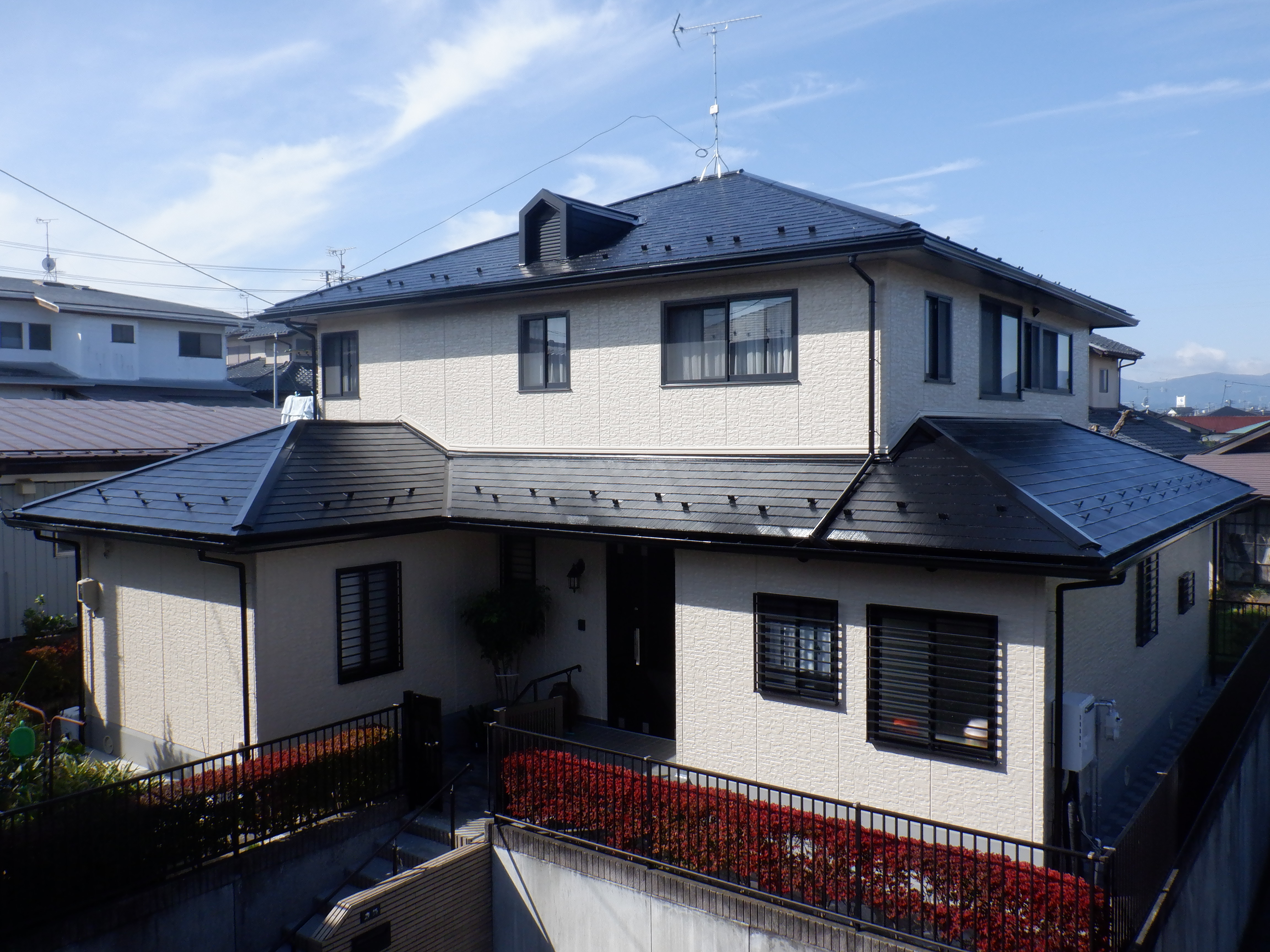 郡山市　屋根塗装　外壁塗装　付帯部塗装