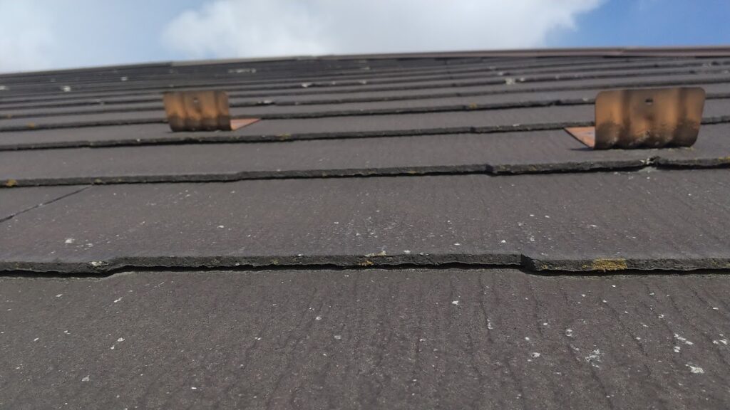 スレート瓦の写真です