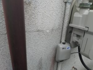 外壁のひび割れ