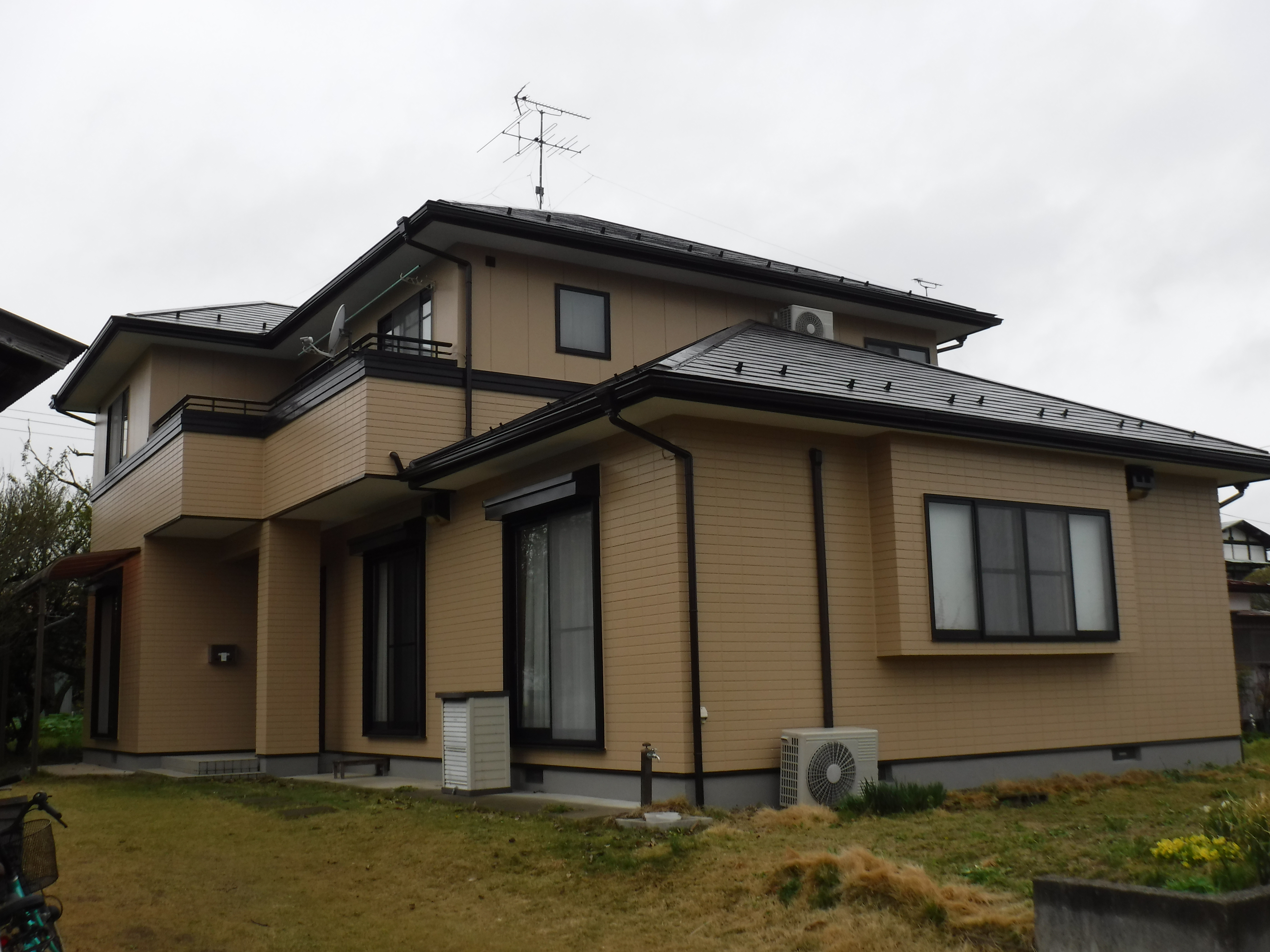 郡山市　屋根塗装　外壁塗装　付帯部塗装